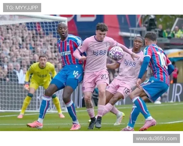 逛街被拍拉纳卡欧战逼平水晶宫